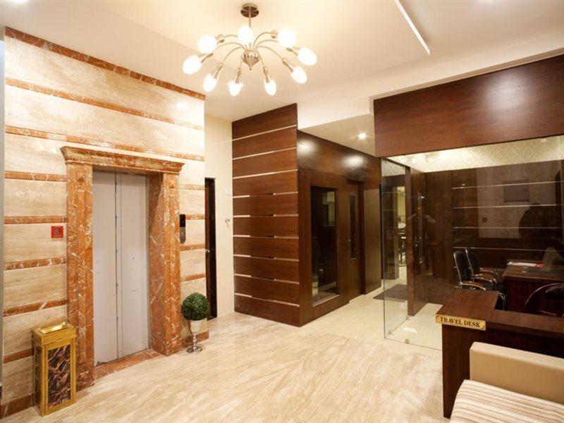 Hotel Mahalakshmi Residency 科鲁鲁 外观 照片